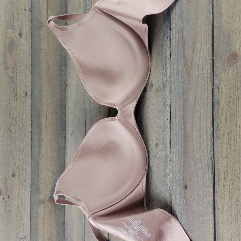 Victoria's Secret Push Up Padded Bra/Beige - Picture 7 of 7